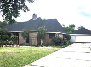 102 Hagan Rd, Youngsville, LA 70592
