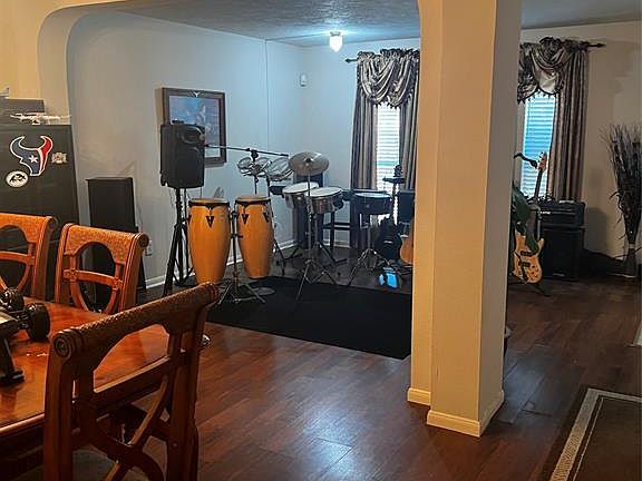 2nd image of 6314 Barton Hollow Lane