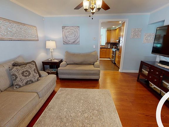 4th image of 711 Leggett Pl