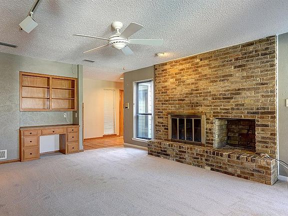 5th image of 513 Medina Dr
