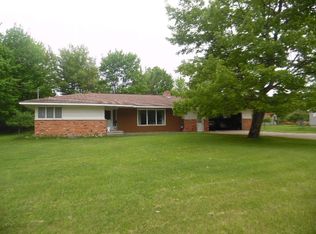 6773 M Rd, Escanaba, MI 49829