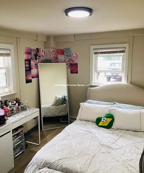 74 Thorndike St — Photo 2