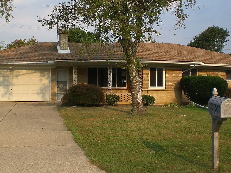 1st image of 38300 Medville Dr