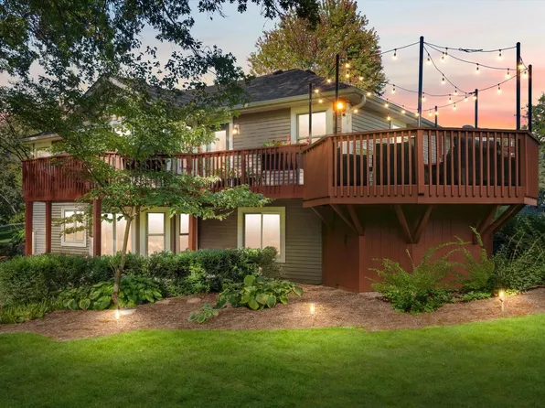 S77W29967 Crossgate DRIVE, Mukwonago, WI 53149