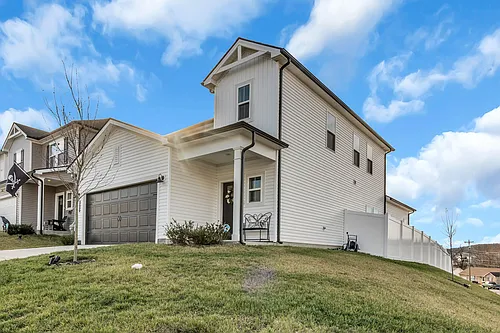 4200 Skyridge Dr Photo 1