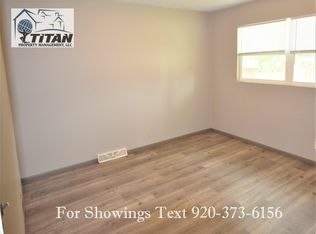 811 S Main St #6, Oconto Falls, WI 54154