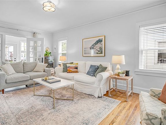 4th image of 2126 Belle Ave