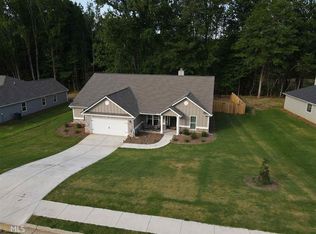 213 Poppyfield Farm Dr, Good Hope, GA 30641