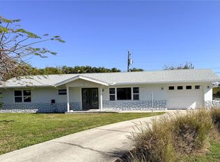 176 Dartmouth Dr NW, Pt Charlotte, FL 33952