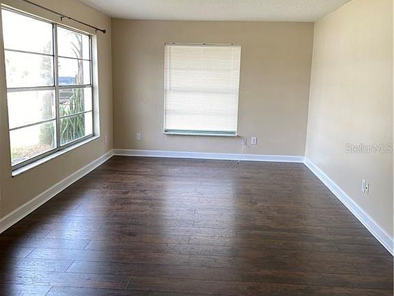5th image of 1809 Driftwood Cir N