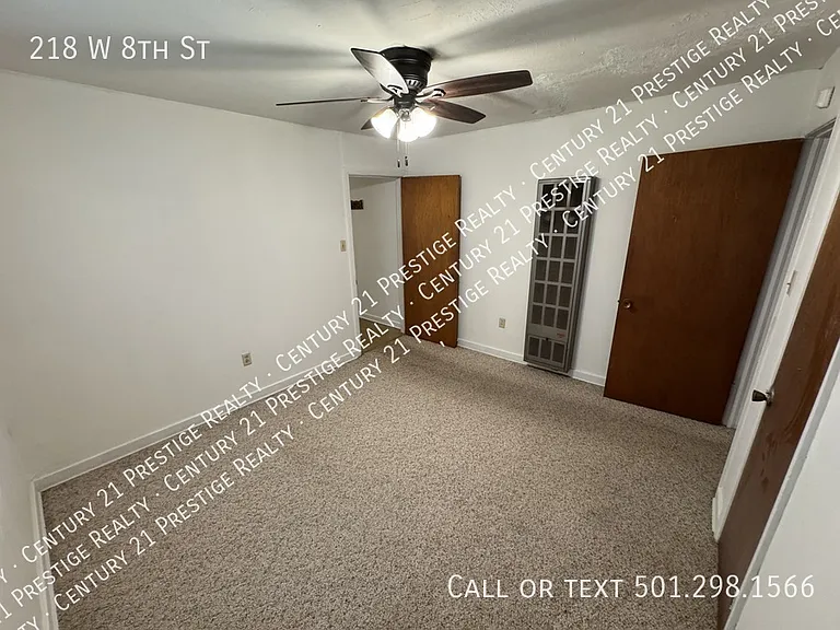 218 W 8th St — Photo 17