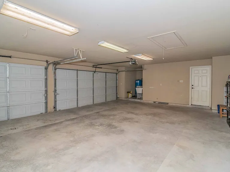 5957 Stacy Ln — Photo 32