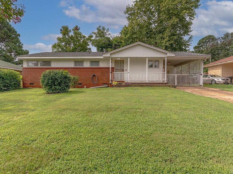 1st image of 723 Valley Dr