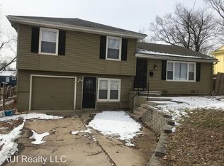 10640 Bales Ave, Kansas City, MO 64137