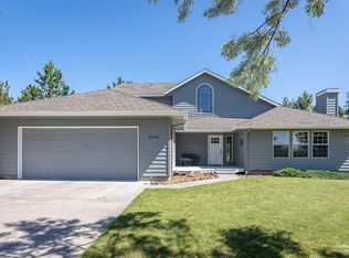 61460 White Peaks Ct, Bend, OR 97702