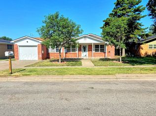 1510 S Indiana St, Perryton, TX 79070