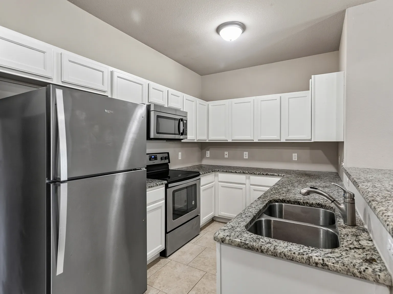 3 bed, 1380 sqft, $1,475 — Photo 4