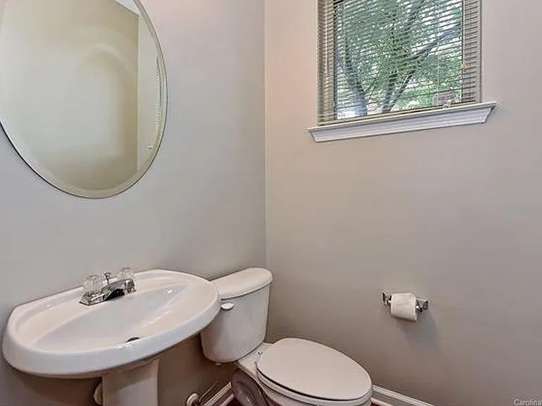 601 N Davidson St — Photo 5