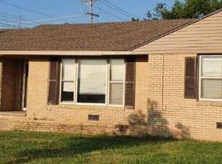 209 Fairview Ave, Ponca City, OK 74601