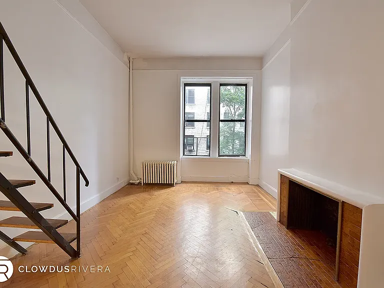 315 W 105th St #2C — Photo 2