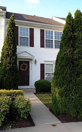 5th image of 5502 Millwheel Ln #0