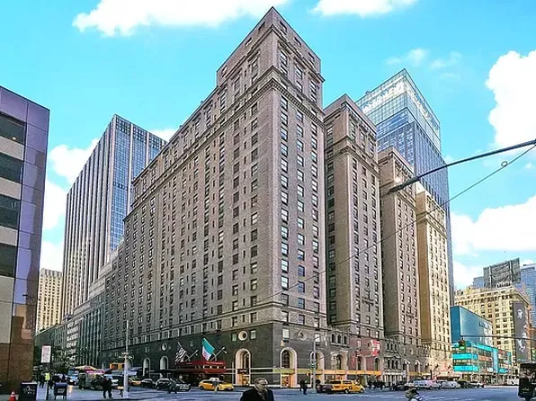 150 West 51st Street image 11 of 11