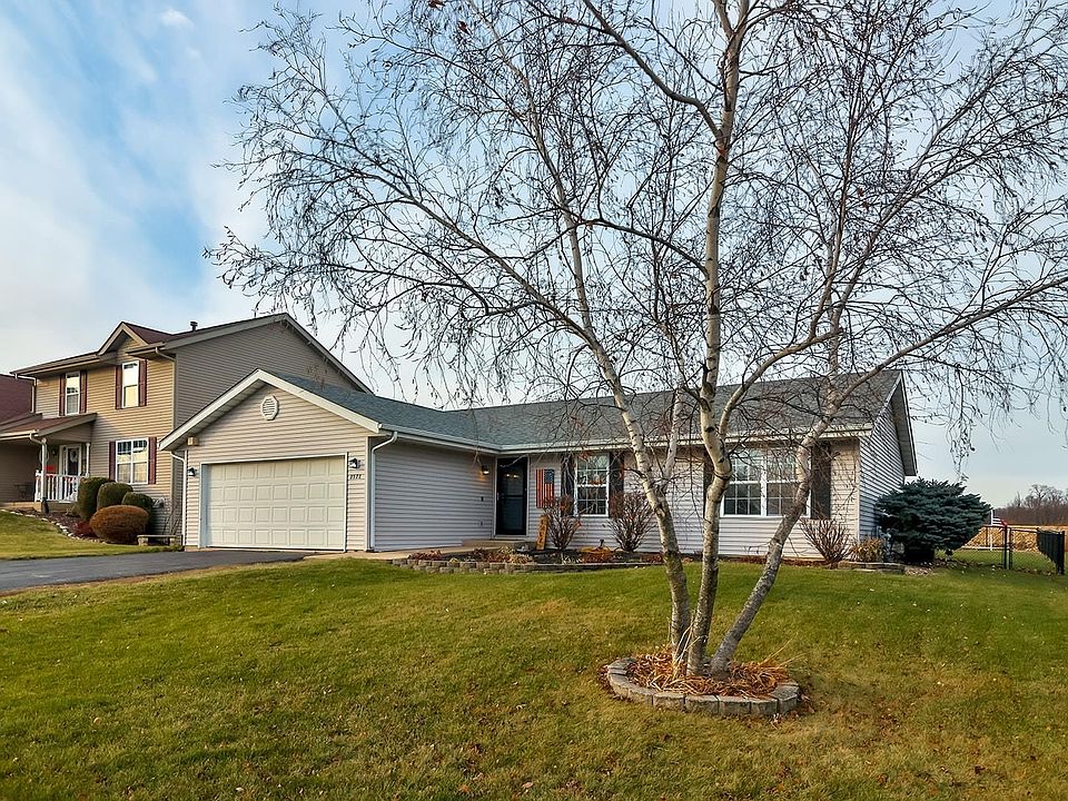 1st image of 8378 Macintosh Ln