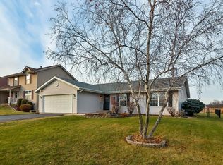 8378 Macintosh Ln, Rockford, IL 61107
