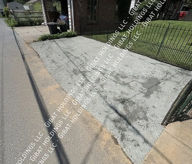1718 Elm St — Photo 20