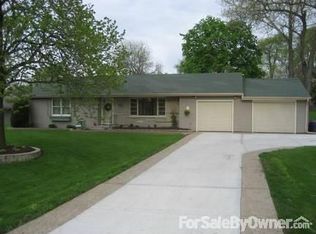 1897 S Mulford Rd, Rockford, IL 61108