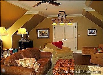 4th image of 3100 Tantallon Cir SE