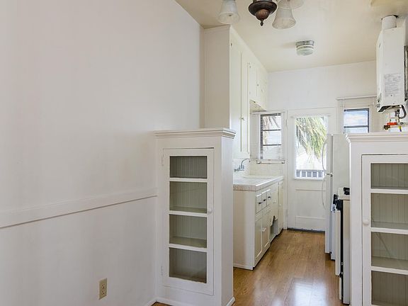 3rd image of 309 Palm Ave