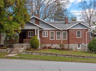 1418 5th Ave W, Hendersonville, NC 28739