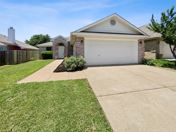 6500 Stockton Dr, Fort Worth, TX 76132