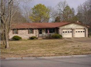 1802 Honeysuckle Ln, Fort Oglethorpe, GA 30742