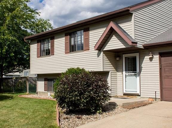 2nd image of 624 Lovechio Dr