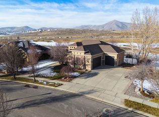 9225 N Mount Airey Dr, Eagle Mountain, UT 84005