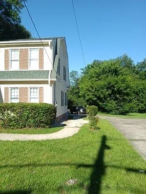 319 South Lee Street — Photo 2