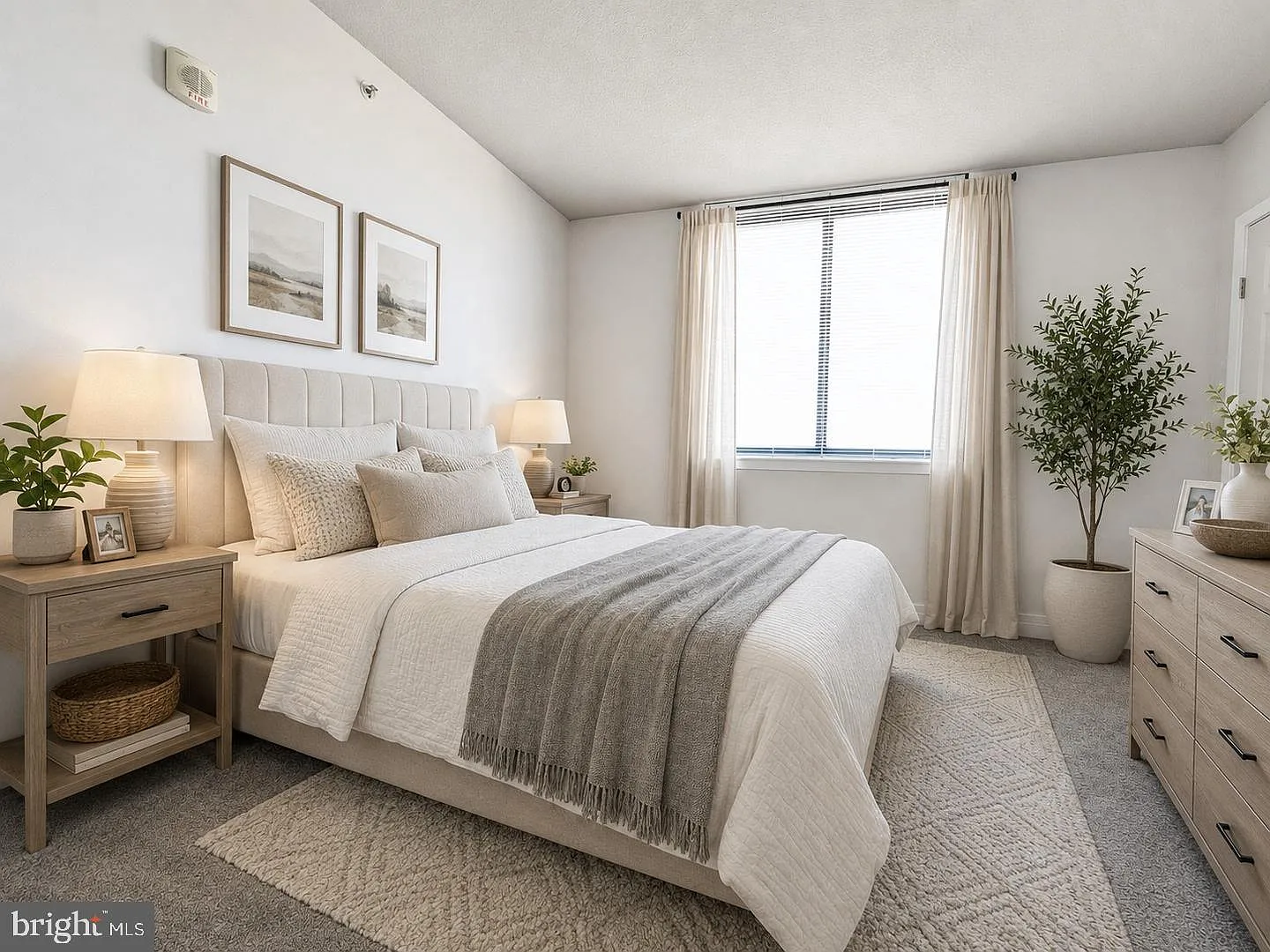 414 Water St Residential Condo — Photo 4