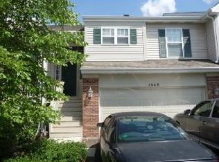 2969 Saganashkee Ln, Naperville, IL 60564