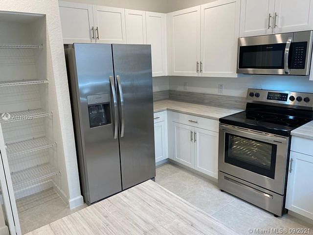 1st image of 20913 NE 8th Ct #20913