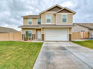 5729 Sidon Ln, Pasco, WA 99301