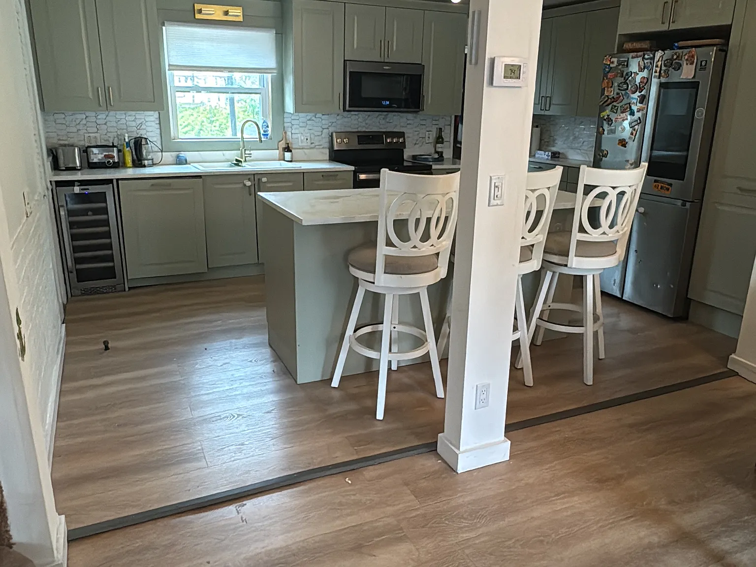 4 bed, 2700 sqft, $3,500 — Photo 4