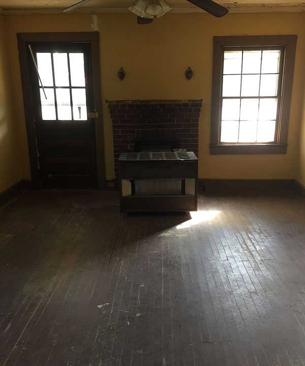 2nd image of 346 Marion Ave