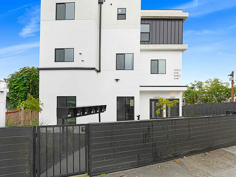 5348 Oakland St — Photo 27