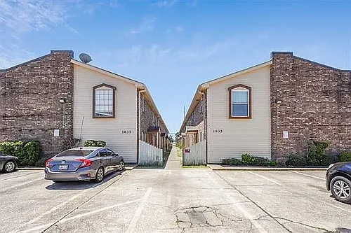 1635 Newport Pl #12 Photo 1