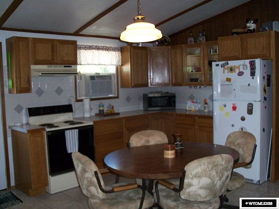 3rd image of 1085 Harrison Dr