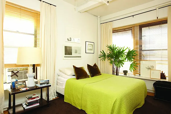 Sold by Stribling | media 9