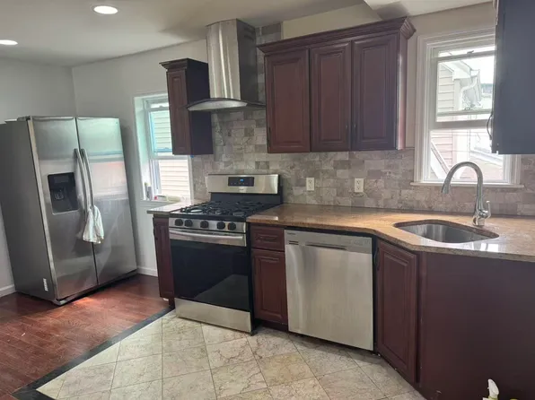 6120 220th St #2, Oakland Gardens, NY 11364