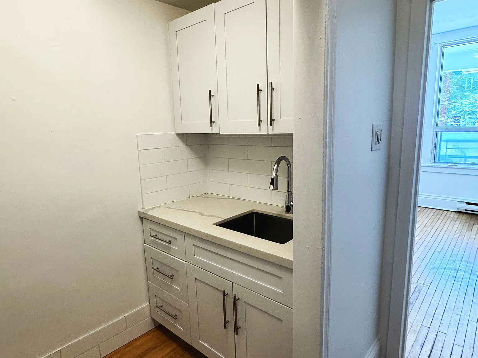 3 bed, $2,950 — Photo 4